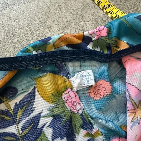 1960s Vanity Fair Brand Silky Skirt - Picture 4 of 5